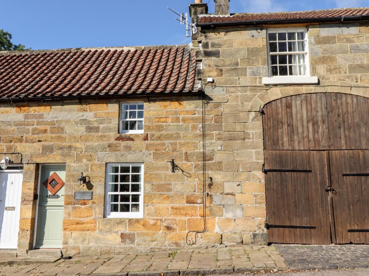 Michaelmass Cottage Whitby Exterior photo